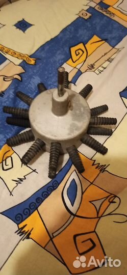 Насадка на дрель/шуруповерт для ощипывания птицы