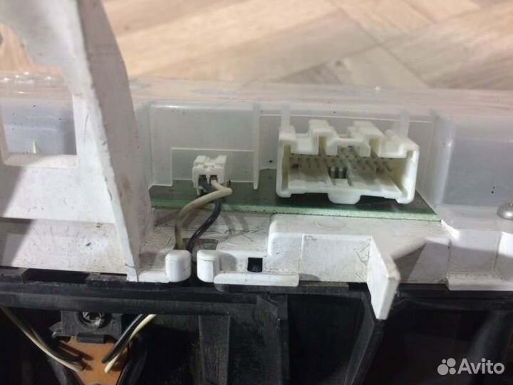 Щиток панель приборов Mazda Cx7 АКПП