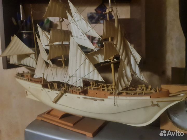 Модель корабля, старый
