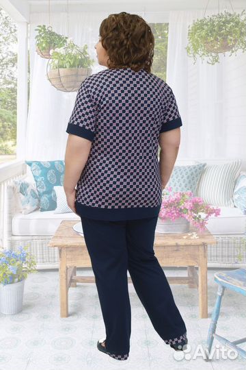 Женские костюмы большого размера