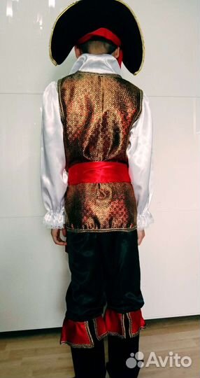 Костюм пирата, костюм капитана Флинта