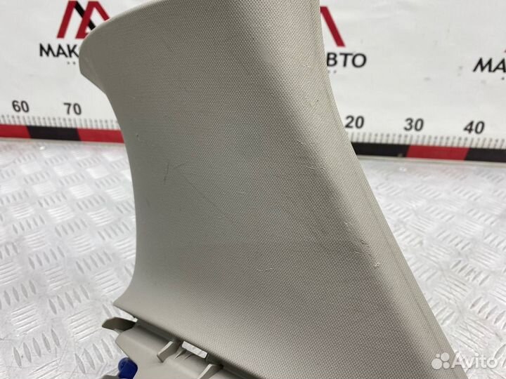 Б/У обшивка багажника (обшивка салона) задний