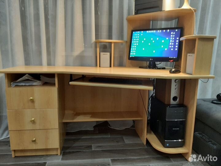 Компьютерный стол бу