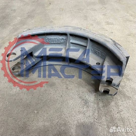 Колодка тормозная в сборе Камаз (на 53229) литая