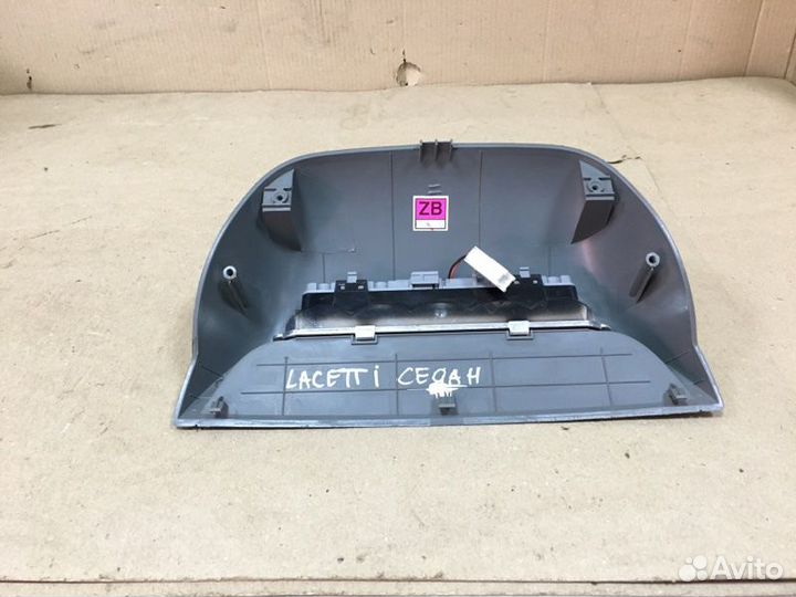 Стоп-сигнал дополнительный Chevrolet Lacetti седан