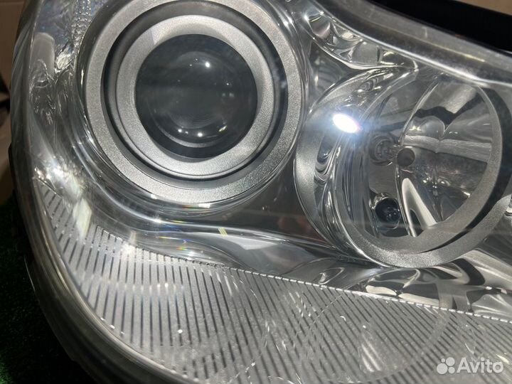 Комплект фар в сборе ксенон передний Mercedes-Benz