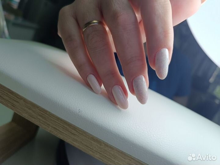 Маникюр педикюр
