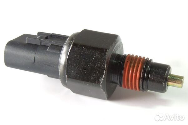 Датчик включения заднего хода.Hyundai-Kia(оригинал