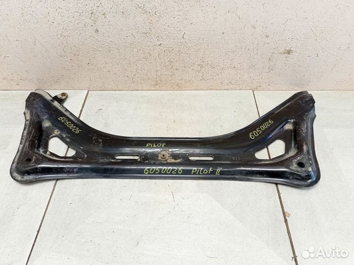 Усилитель переднего подрамника 50240szaa00