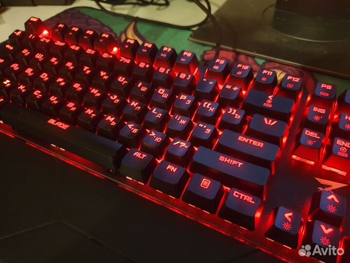 Игровая механическая клавиатура