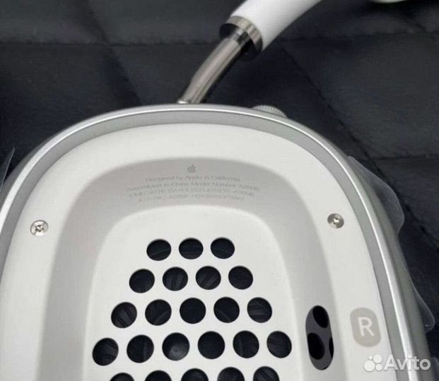 AirPodsMax Белые