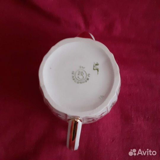 Чайник,фарфор Песочное