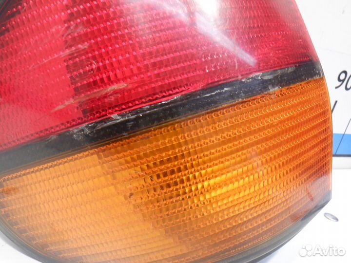 Фонарь задний правый VW Sharan 7M0945258A