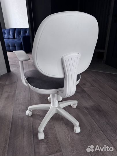 Компьютерное кресло