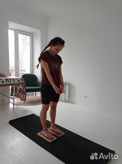 Гвоздестояние, стояние на гвоздях