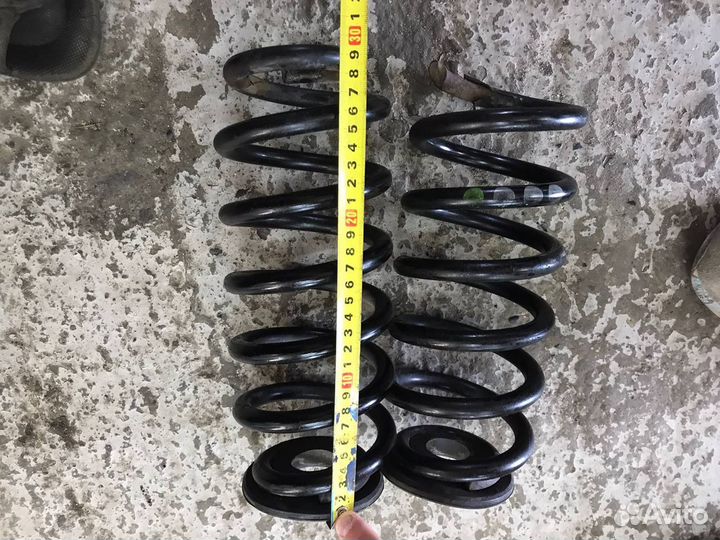 Витые пружины Зд заднее Audi A3 8P CCZ 2009