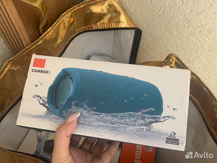 Портативная колонка