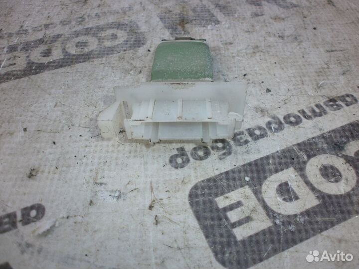 Резистор отопителя LADA Largus