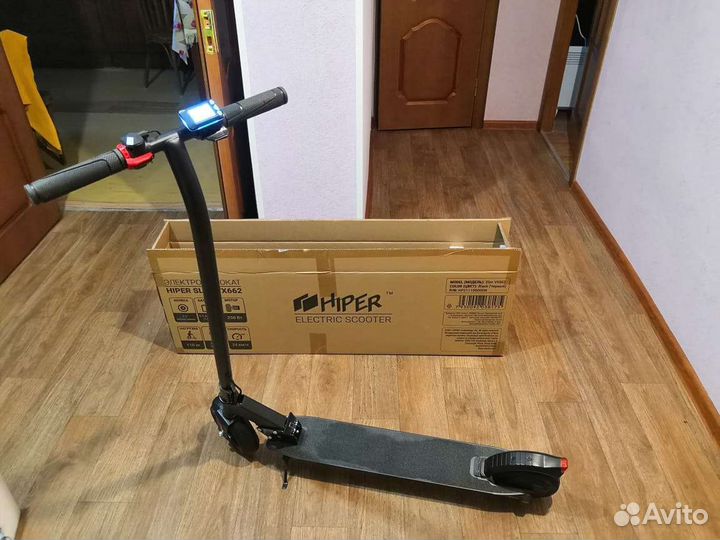 Самокат взрослый электрический hiper slim vx662