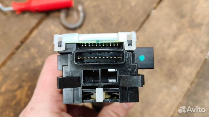 Подрулевой переключатель Mitsubishi outlander xl