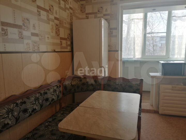 2-к. квартира, 54 м², 3/5 эт.
