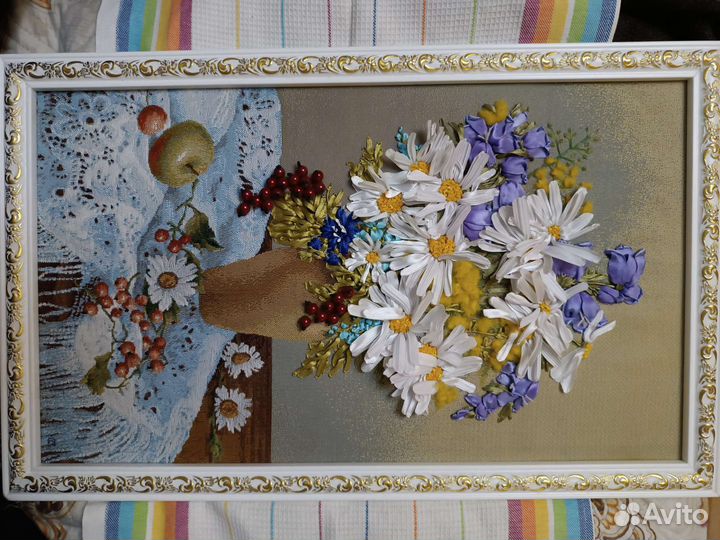 Картины, вышитые лентами