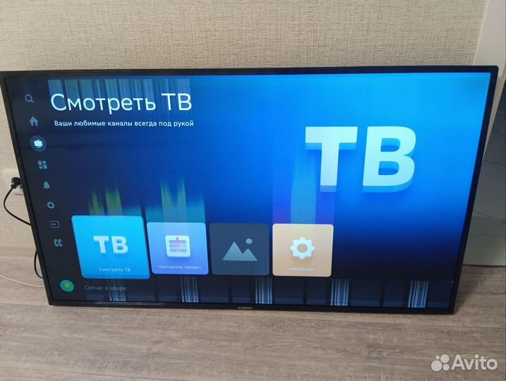 Телевизор SMART tv с вайфаем бу 50 дюймов