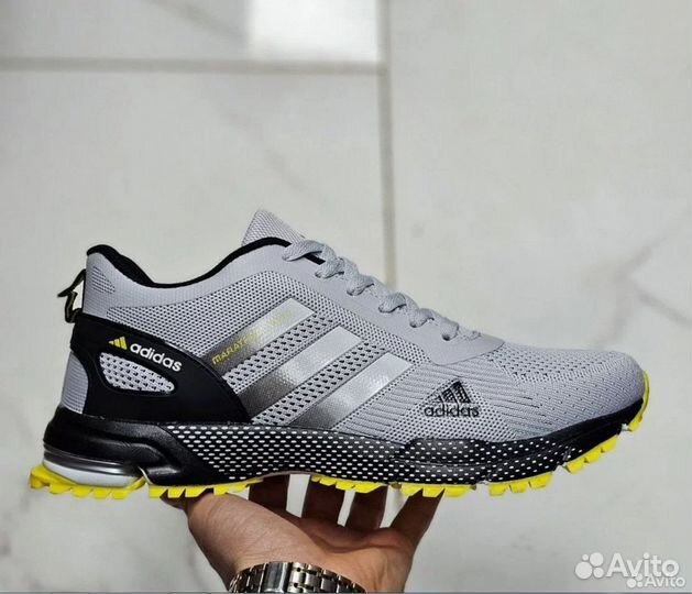 Adidas кроссовки великаны