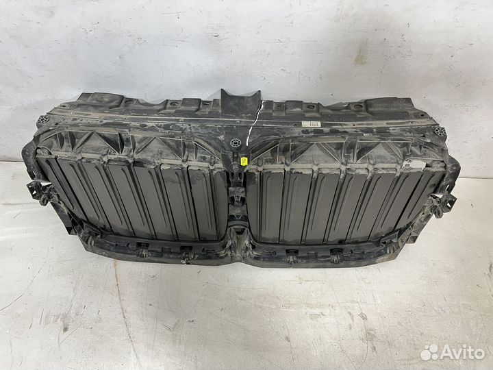 Воздуховод радиатора BMW X7 G07