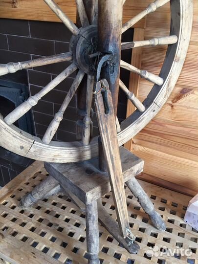 Прялка деревянная старинная