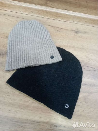 Шапки женские 2 шт
