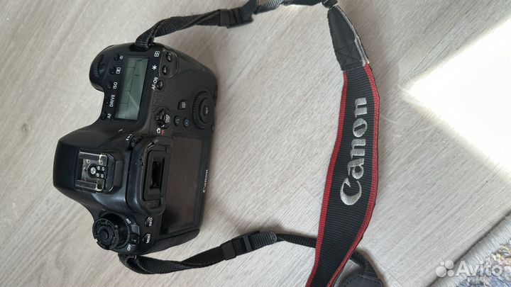 Зеркальный фотоаппарат canon 6d