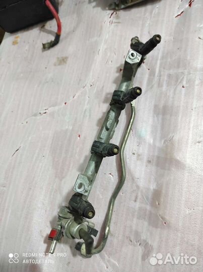 Форсунка для Ford Focus mk1 1.8i 988F-DB