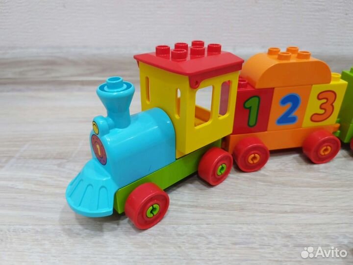 Lego duplo поезд