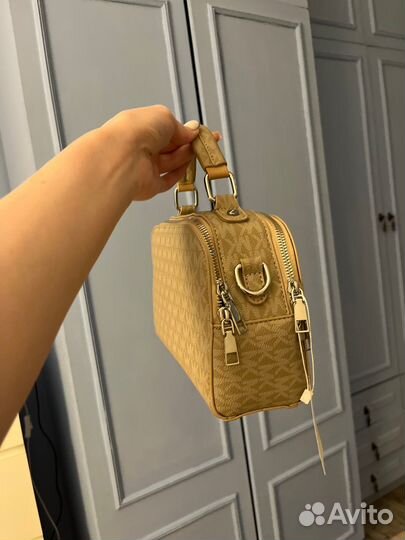 Сумка michael kors кроссбоди