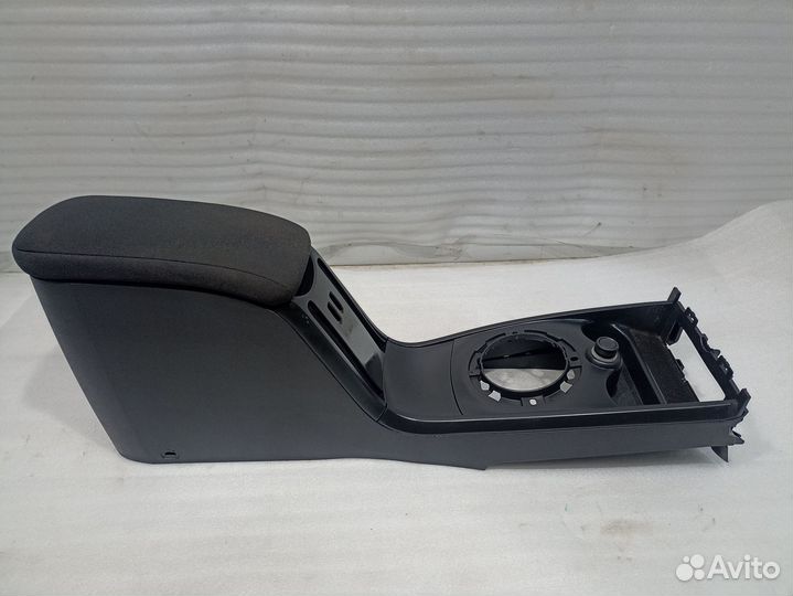 Консоль Renault Megane II 2003-2009