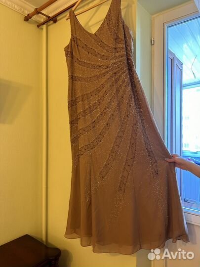 Вечернее платье в пол