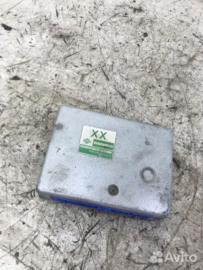 Блок управления двигателем Nissan Cube