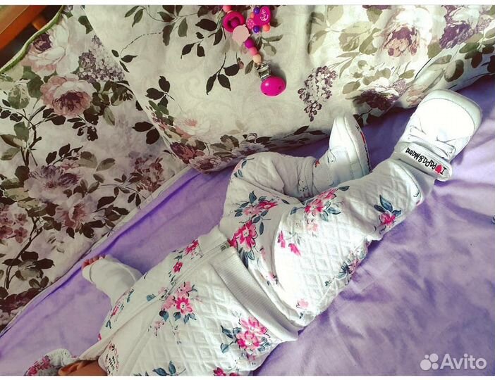 Костюмчик для девочки 2-4 месяца