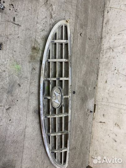 Решетка радиатора Hyundai Accent