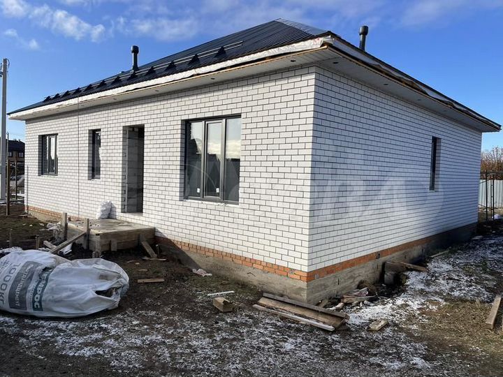 Коттедж 110 м² на участке 7 сот.