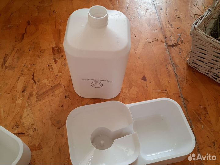 Набор поилка и кормушка для кошек и собак