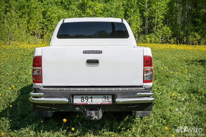 Обвес из нержавеющей стали hilux 2007-2015