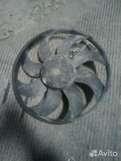Вентилятор охлаждения блок Форд Фокус 2 1.6