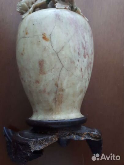 Старинная ваза