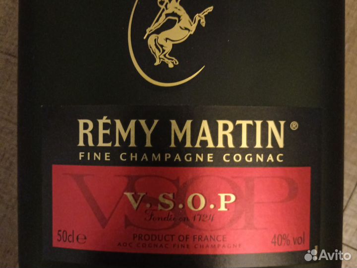 Коллекция бутылок от элитного алкоголя