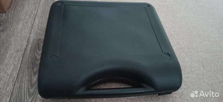 2 гантели по 10 кг в кейсе