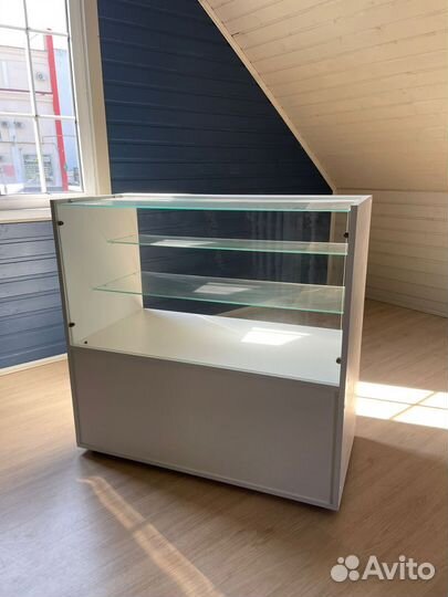 Стеллаж/прилавок/витрина