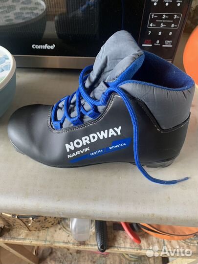 Лыжные ботинки р36