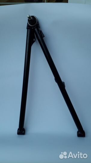 Рычаг нижний левый 42